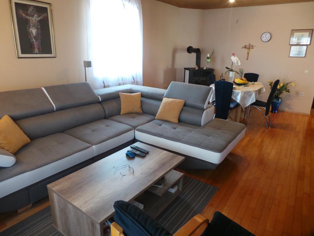 PUY Apartments Hrga מראה חיצוני תמונה